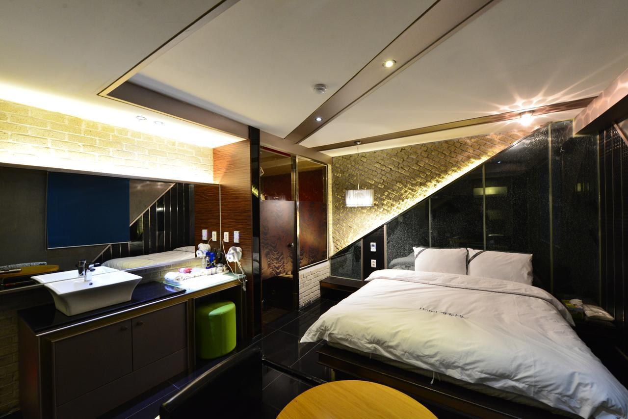 Daegu Piano Motel Buitenkant foto